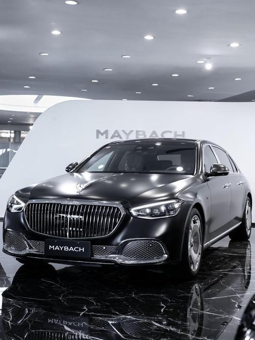 东莞93岚图汽车的售后服务让用户无忧出行，迈巴赫未来的豪华车趋势