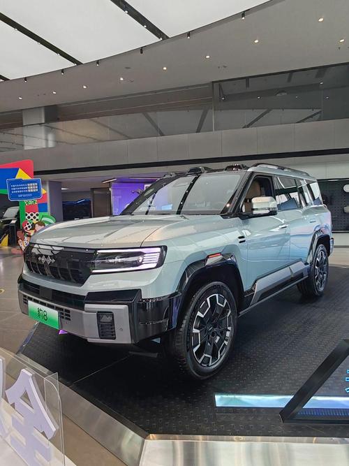 东莞93比亚迪方程豹硬派越野的爆款，英菲尼迪35周年与你共成长